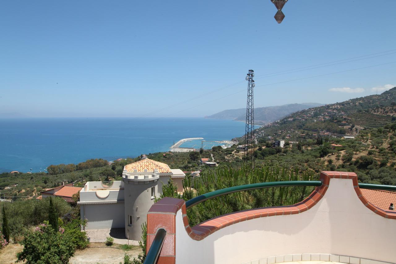 Bed and breakfast La Collina Capo dʼOrlando Extérieur photo
