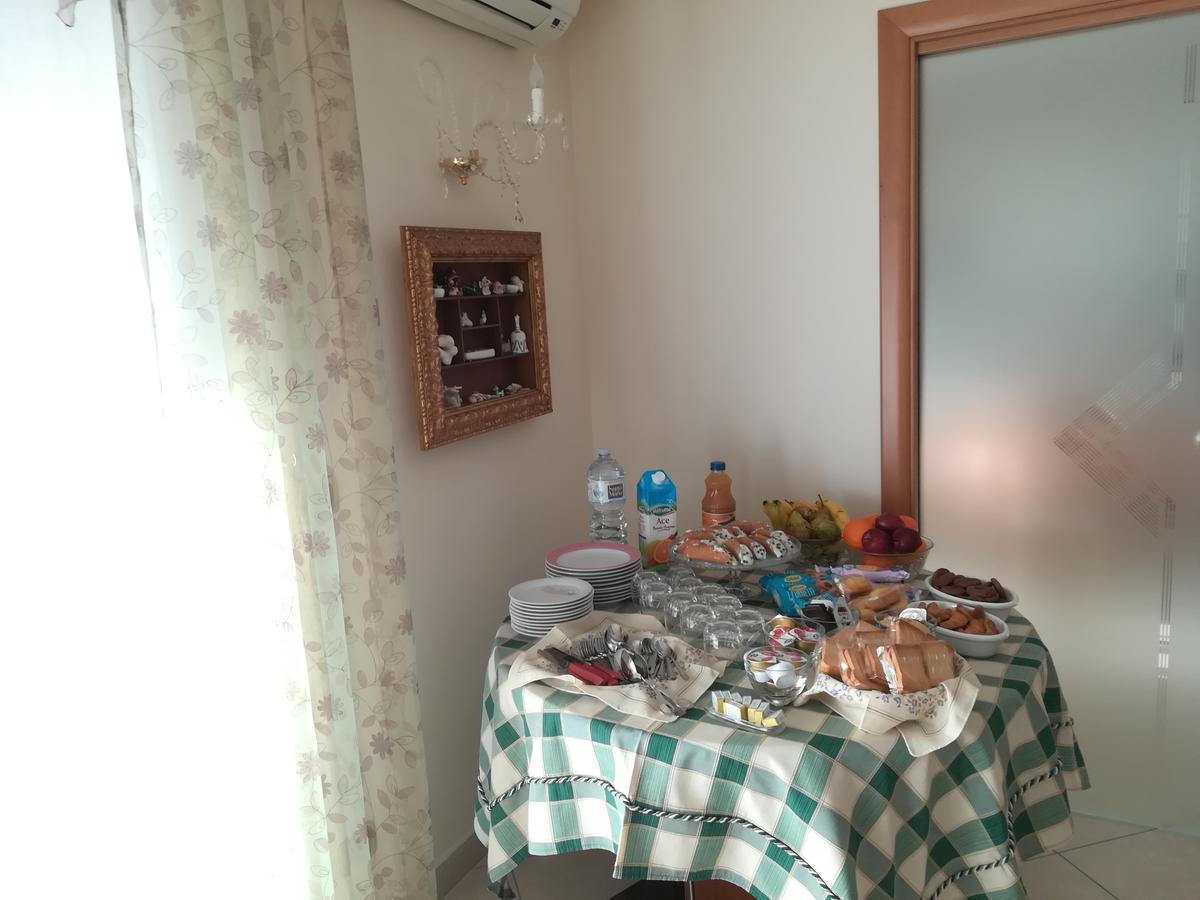 Bed and breakfast La Collina Capo dʼOrlando Extérieur photo
