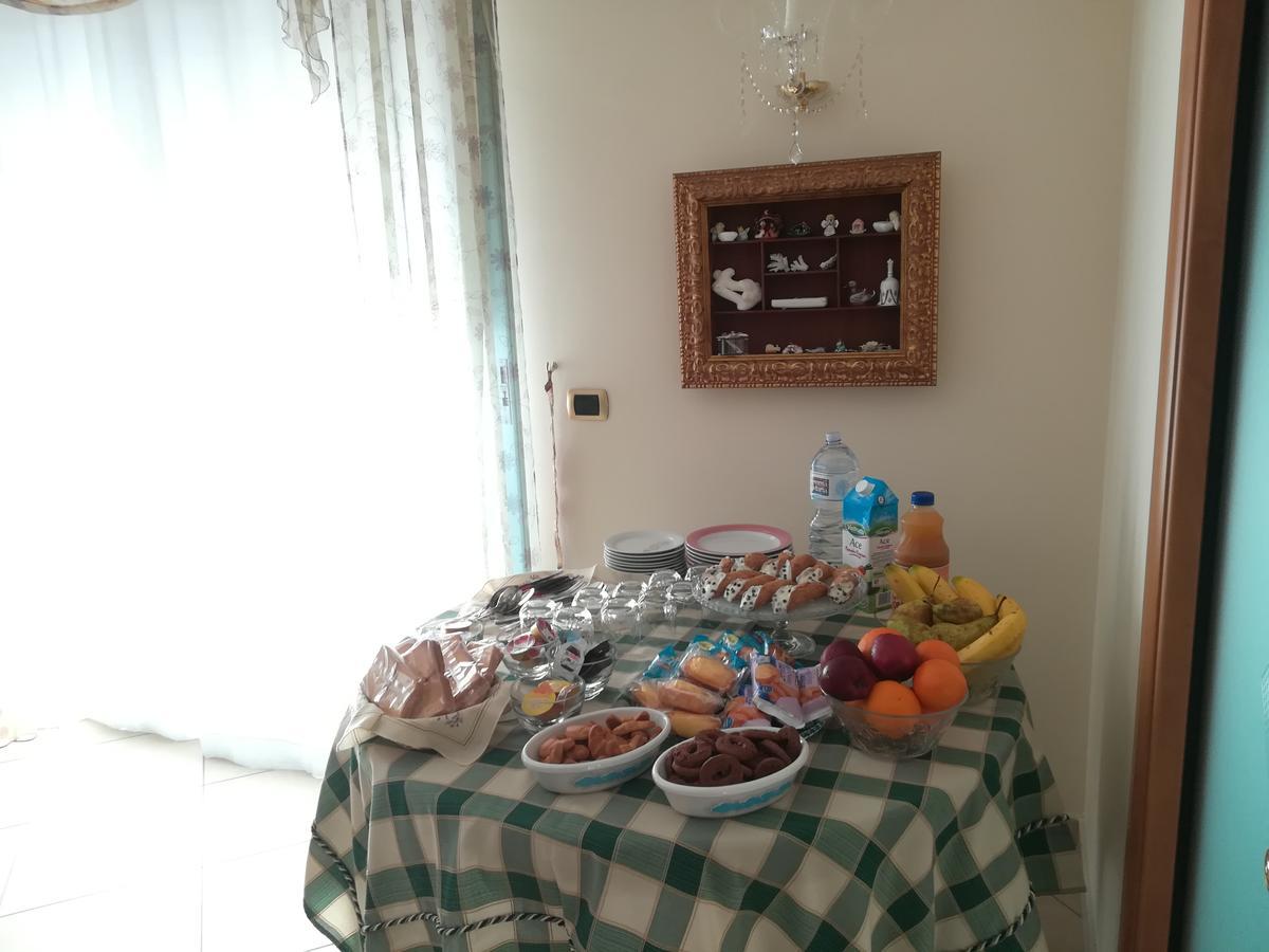 Bed and breakfast La Collina Capo dʼOrlando Extérieur photo