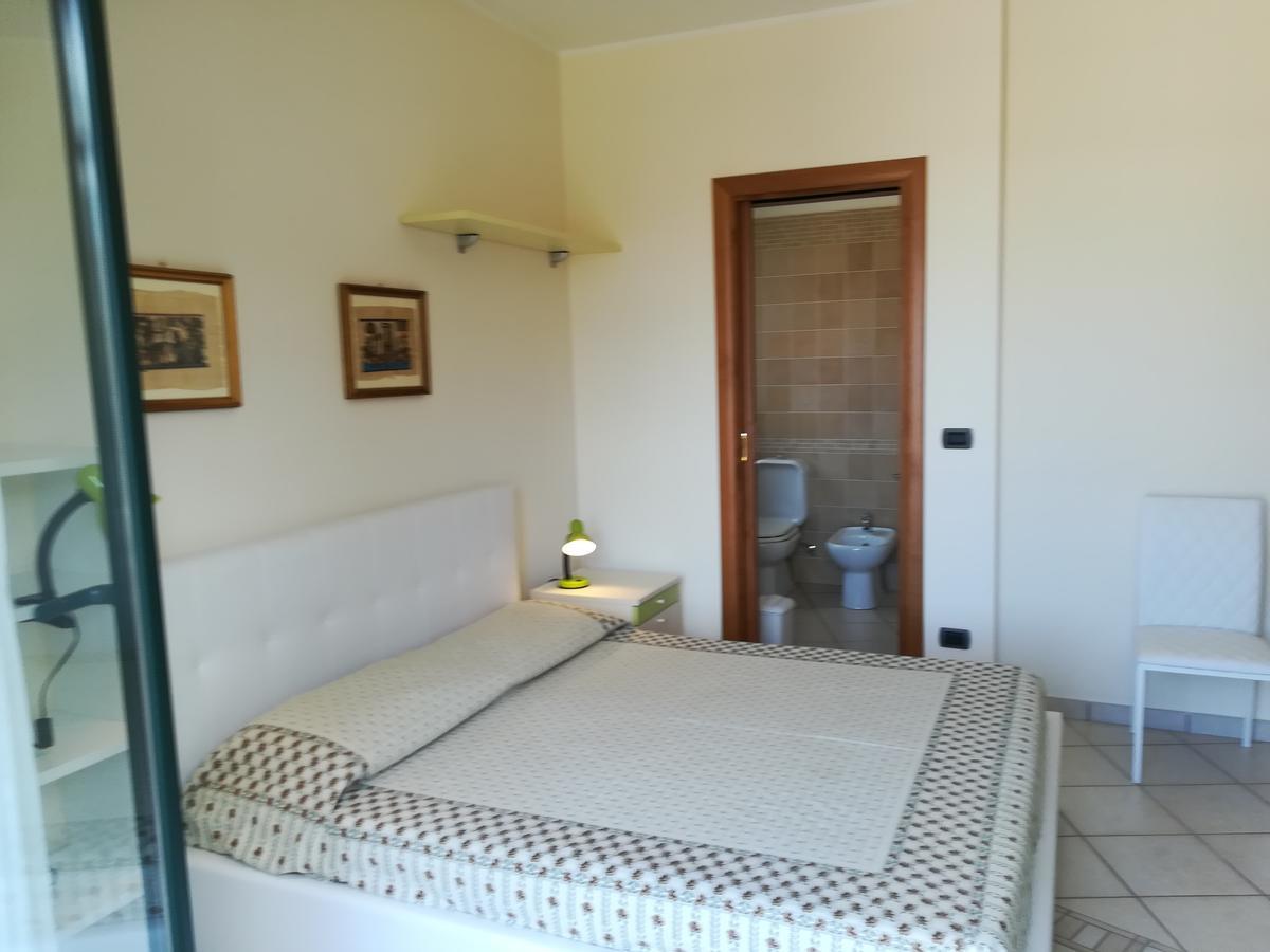 Bed and breakfast La Collina Capo dʼOrlando Extérieur photo