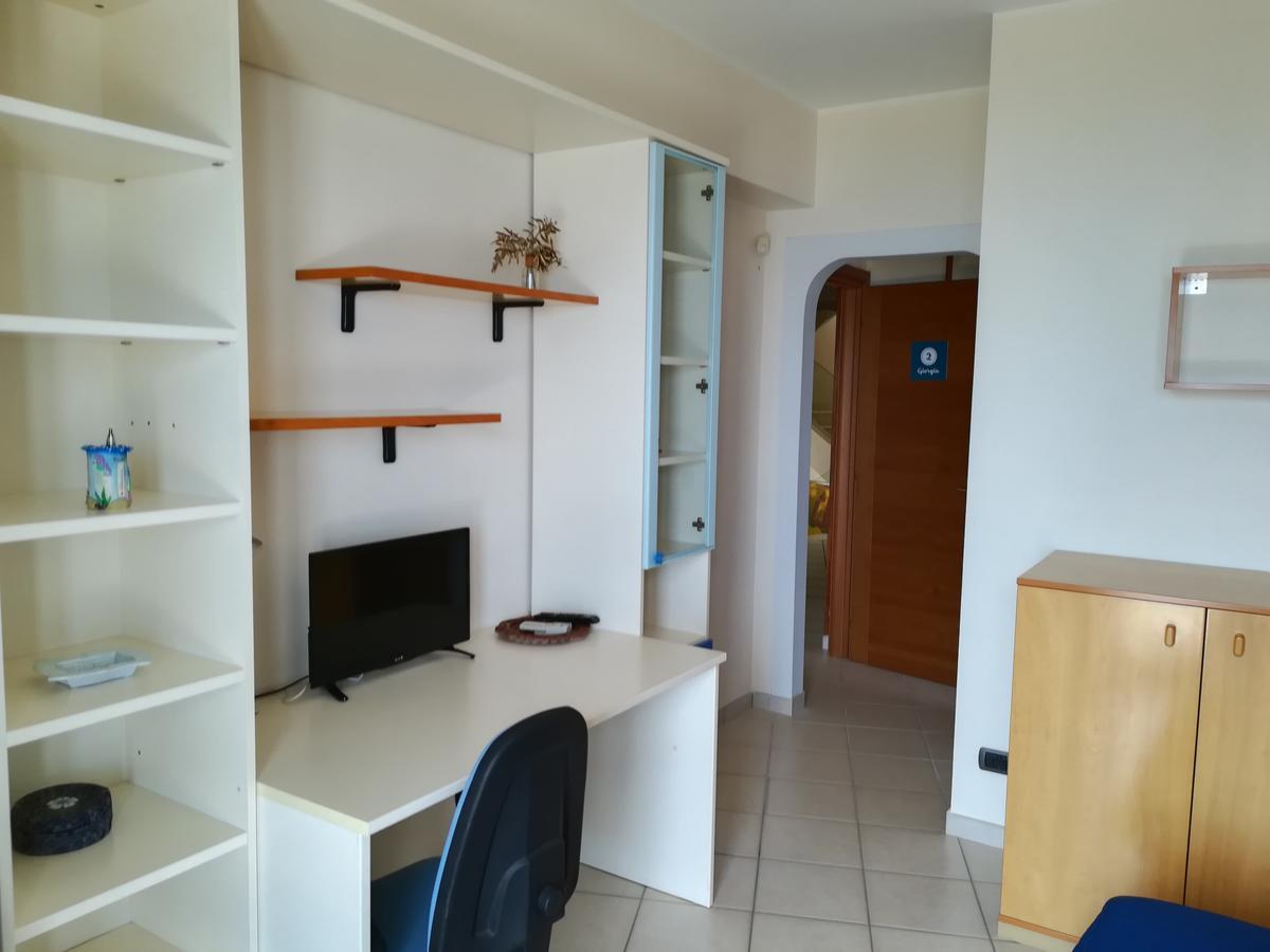 Bed and breakfast La Collina Capo dʼOrlando Extérieur photo