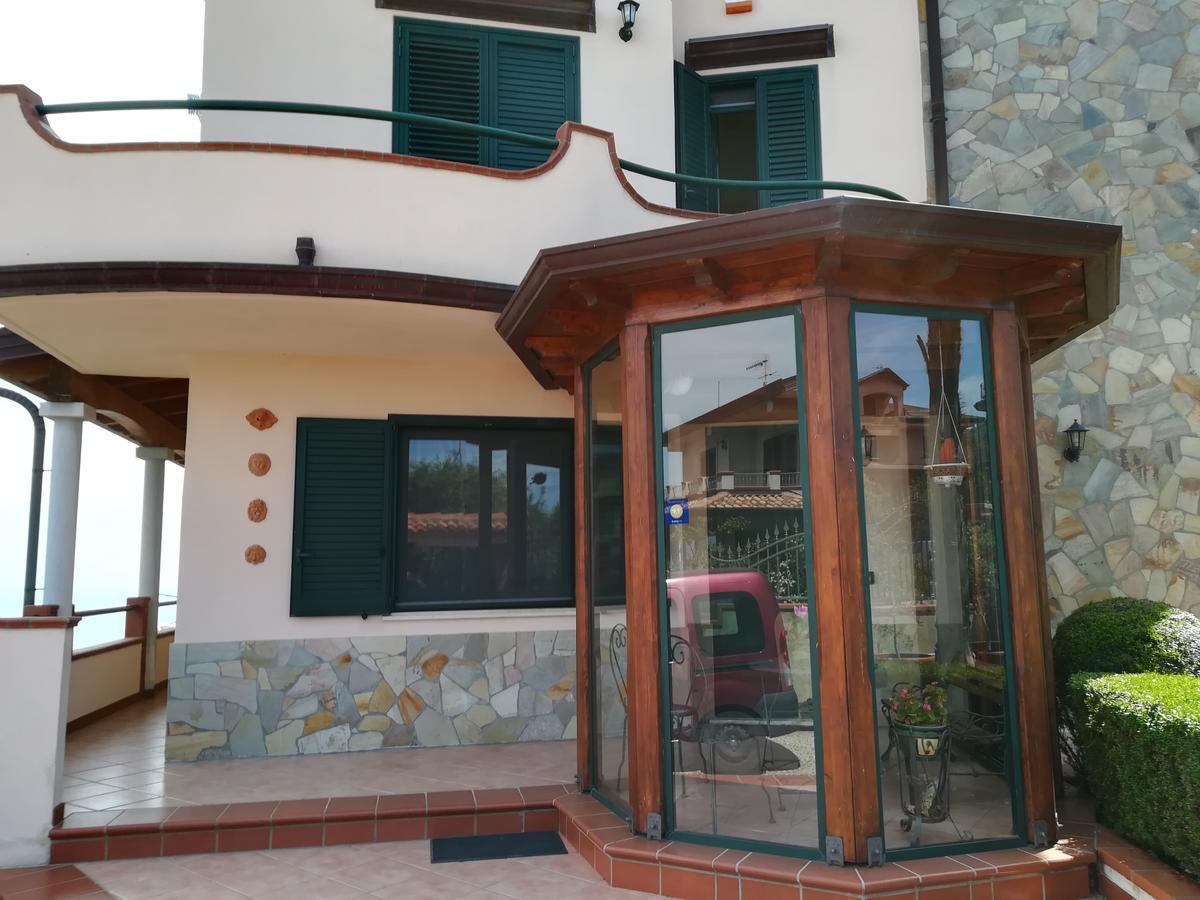 Bed and breakfast La Collina Capo dʼOrlando Extérieur photo