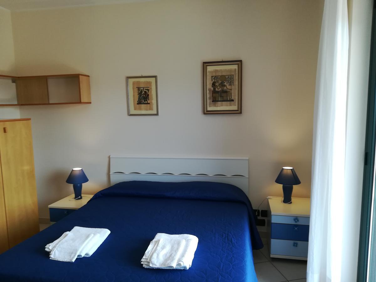 Bed and breakfast La Collina Capo dʼOrlando Extérieur photo